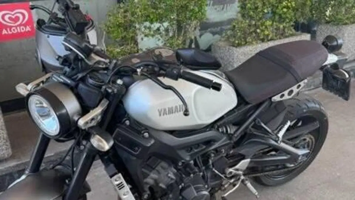 Yamaha XSR 900 ABS (2016 - 20)  (13)