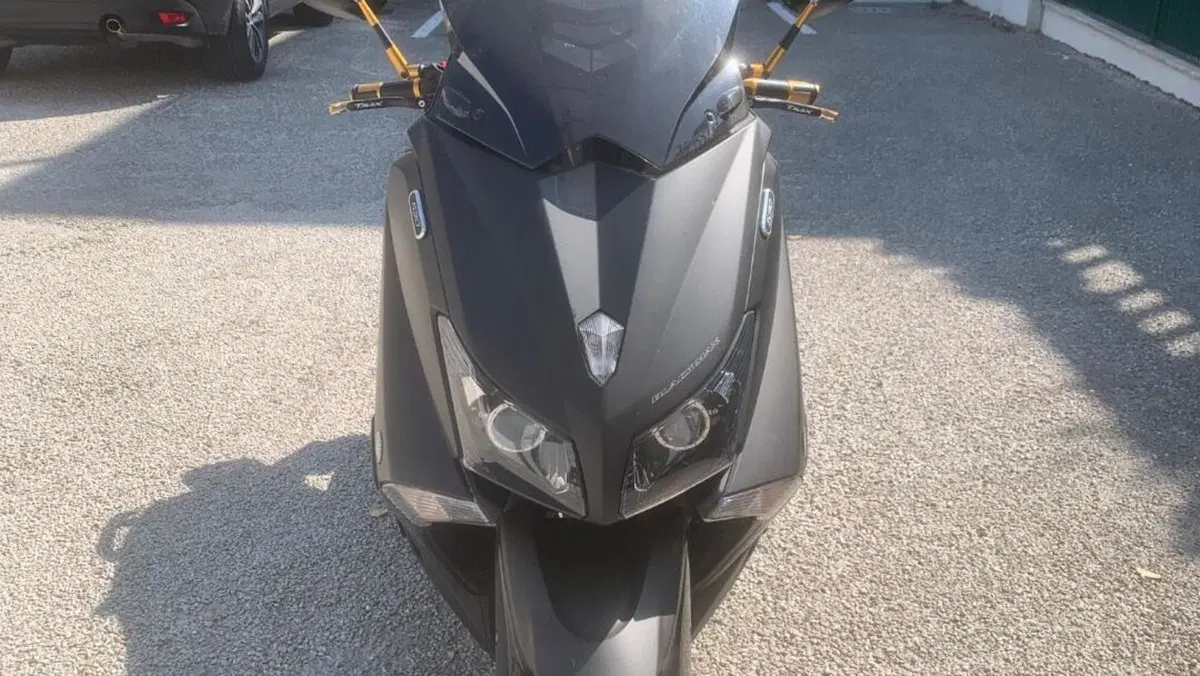 Yamaha T-Max 530 Black Max ABS (2012 - 14)  (3)
