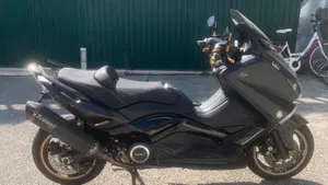 Yamaha T-Max 530 Black Max ABS (2012 - 14)  (4)