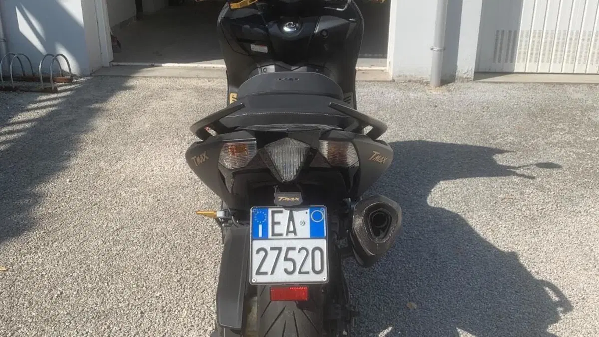 Yamaha T-Max 530 Black Max ABS (2012 - 14)  (5)