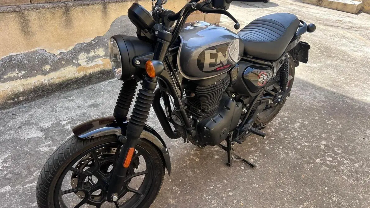 Royal Enfield HNTR 350 (2022 - 26)  (3)