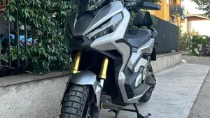 Honda X-ADV 750 DCT Travel (2021 - 24)  (3)