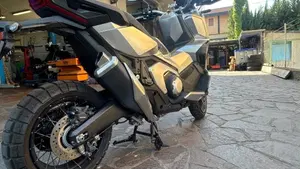 Honda X-ADV 750 DCT Travel (2021 - 24)  (4)