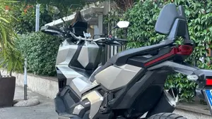Honda X-ADV 750 DCT Travel (2021 - 24)  (5)