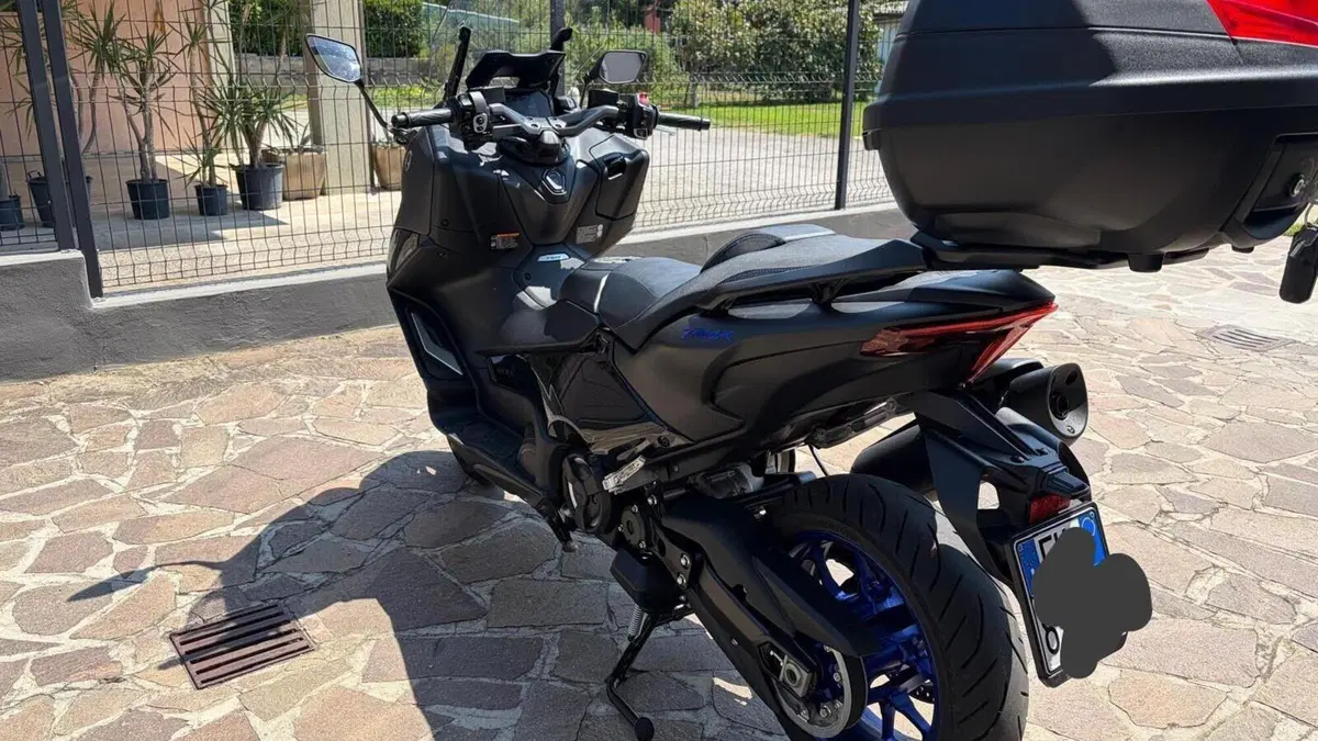 Yamaha T-Max 560 (2022 - 24) 