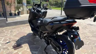 Yamaha T-Max 560 (2022 - 24) usata
