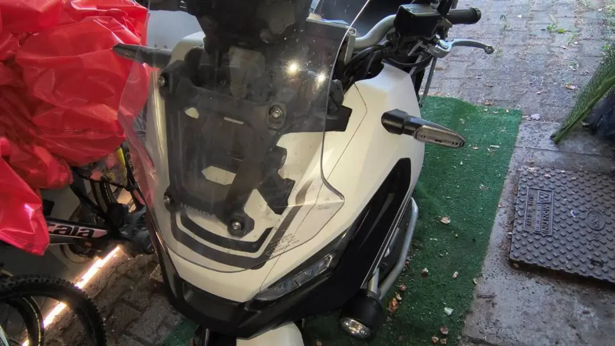 Honda X-ADV 750 Desert Track (2018 - 20)  (2)