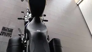 Royal Enfield Super Meteor 650 (2023 - 26)  (3)