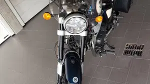 Royal Enfield Super Meteor 650 (2023 - 26)  (6)