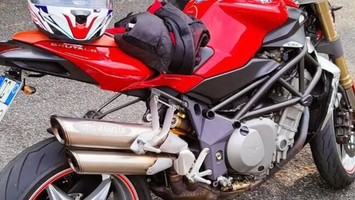 MV Agusta Brutale 750 S (2002 - 06)  (5)