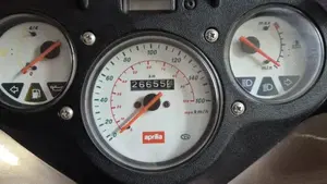 Aprilia Scarabeo 150 T (2000 - 02)  (2)