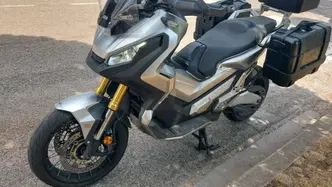 Honda X-ADV 750 (2017) usata