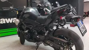 Kawasaki Z 900 (2025 - 26)  (5)