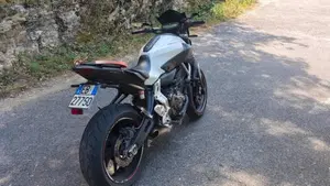 Yamaha MT-07 (2014 - 16)  (3)