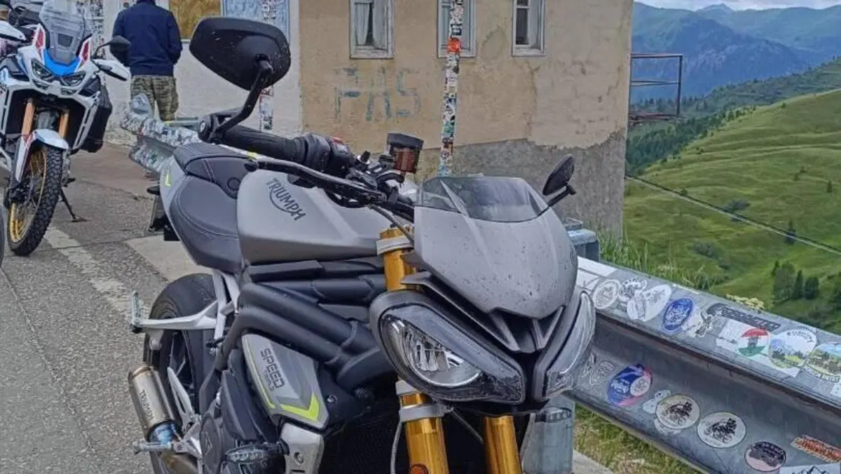 Triumph Speed Triple 1200 RS (2021 - 24)  (2)