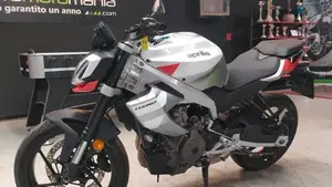 Aprilia Tuono 457 (2025 - 26)  (2)