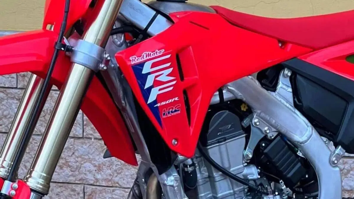 Honda CRF 250R (2026)  (6)