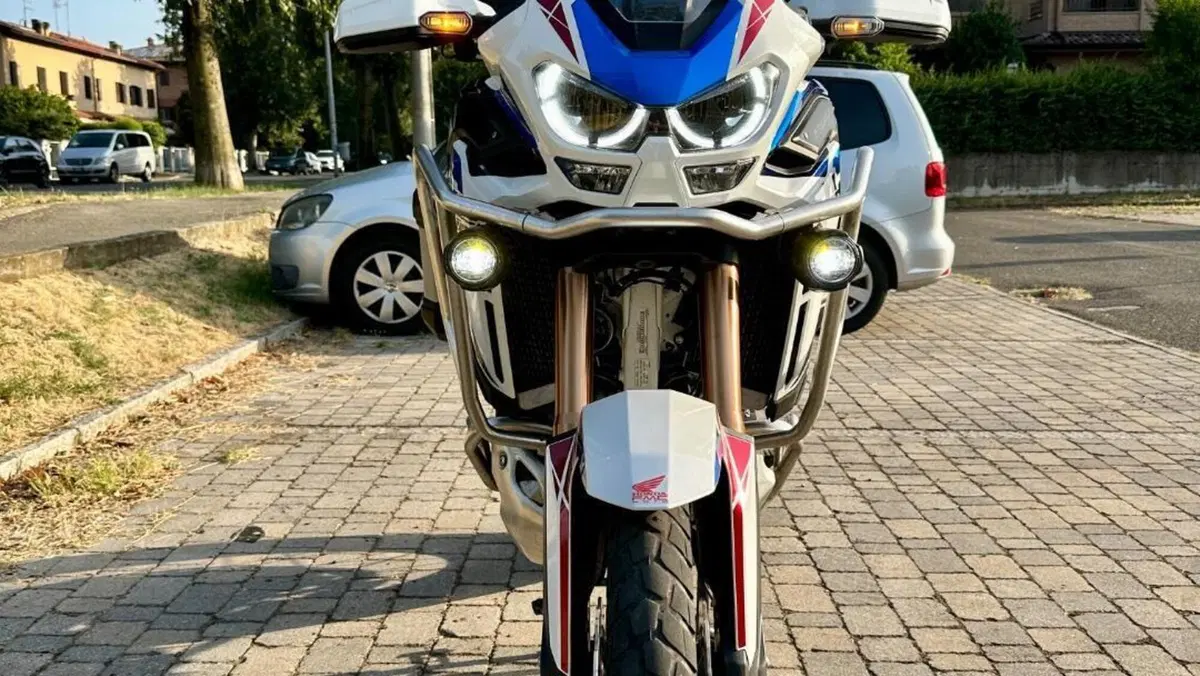 Honda Africa Twin CRF 1100L Adventure Sports DCT Travel Edition (2022 - 23)  (6)
