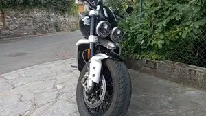 Triumph Rocket 3 R Chrome Edition (2023)  (3)