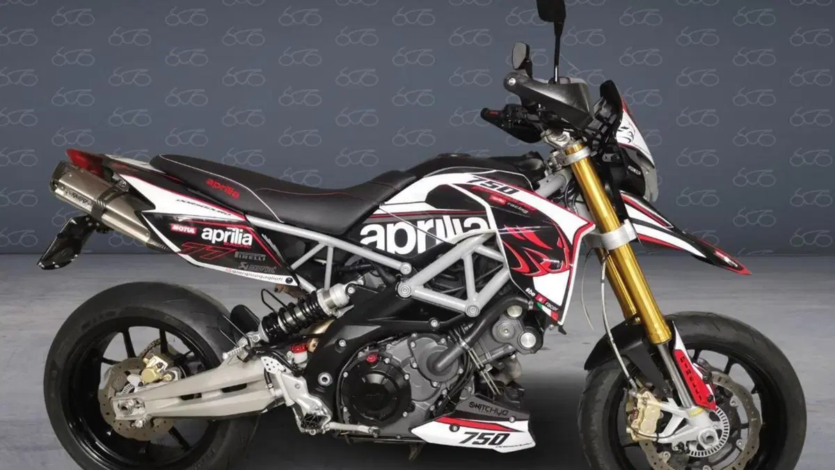 Aprilia Dorsoduro 750 ABS (2009 - 17) 