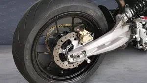 Aprilia Dorsoduro 750 ABS (2009 - 17)  (6)