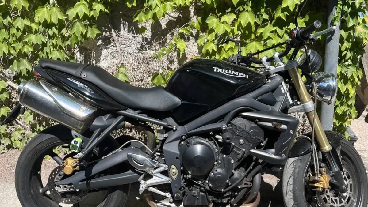 Triumph Street Triple (2007 - 12)  (5)