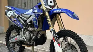 Yamaha YZ 250 (2015)  (4)