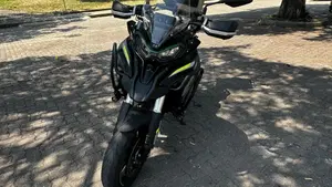 Benelli TRK 702 (2023 - 25)  (2)