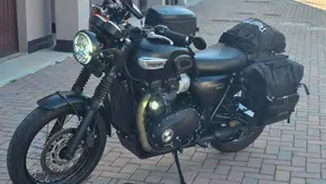 Triumph Bonneville T100 Black (2017 - 20)  (12)