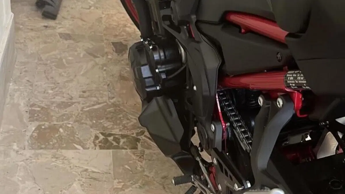 Kawasaki Z 900 (2021 - 24)  (2)