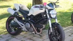 Ducati Monster 696 Plus (2007 - 14)  (2)