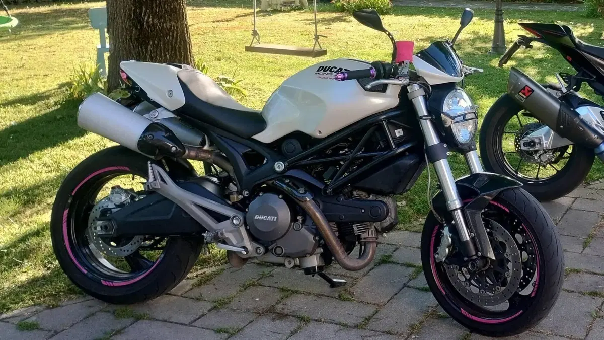 Ducati Monster 696 Plus (2007 - 14) 
