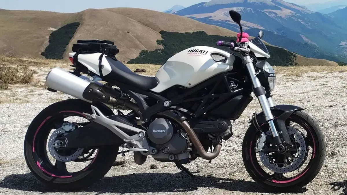 Ducati Monster 696 Plus (2007 - 14)  (3)