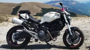 Ducati Monster 696 Plus (2007 - 14)  (3)