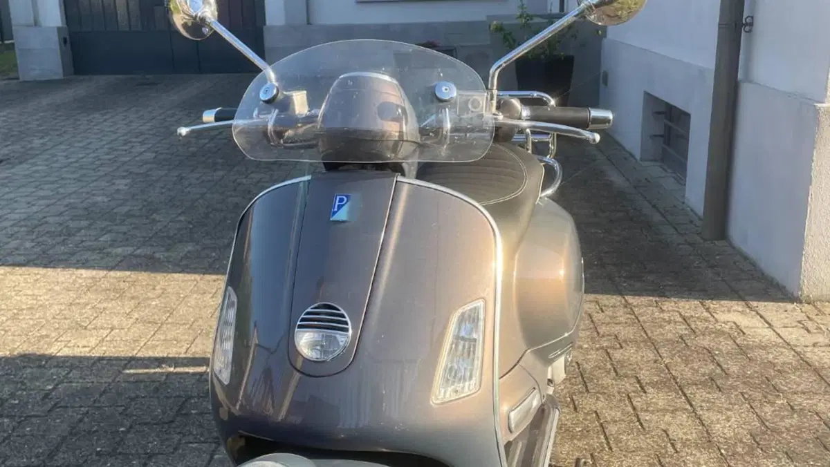 Vespa GTV 250  (2)