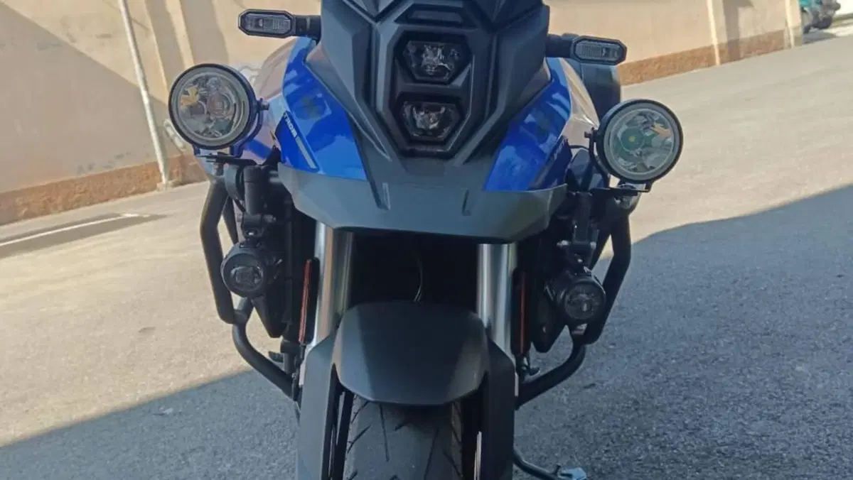 Suzuki V-Strom 800SE (2023 - 24)  (8)