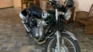 Kawasaki W 800 (2010 - 17)  (3)