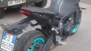Yamaha MT-09 (2021 - 23)  (2)