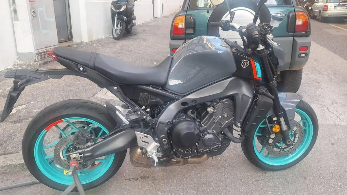 Yamaha MT-09 (2021 - 23)  (5)