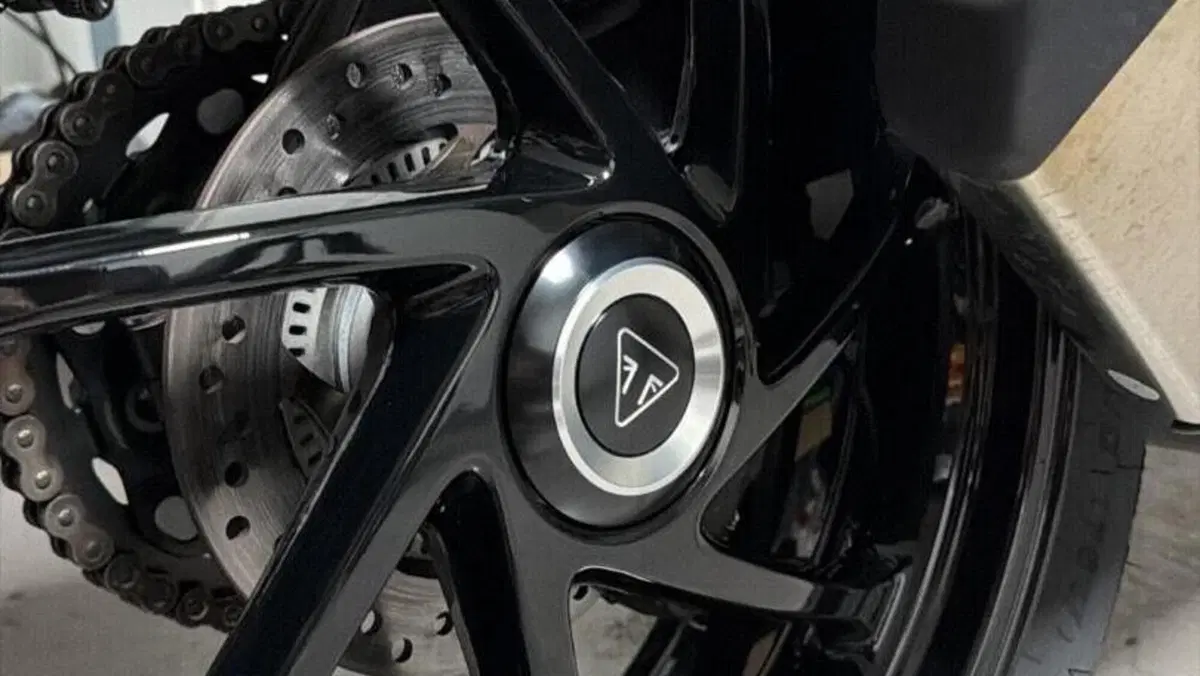 Triumph Speed Triple 1200 RS (2025 - 26)  (4)