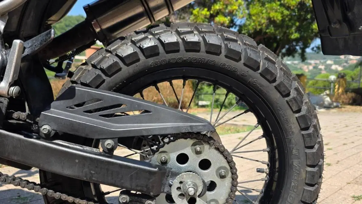 Yamaha Tricker  (5)