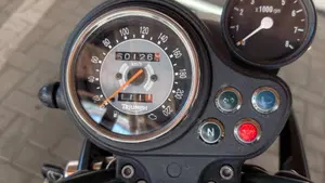 Triumph Bonneville SE (2009 - 13)  (4)