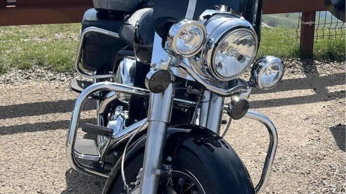 Harley-Davidson 1584 Road King (2006 - 07) - FLHR  (3)