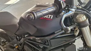 Ducati Monster 797 (2017 - 18)  (9)