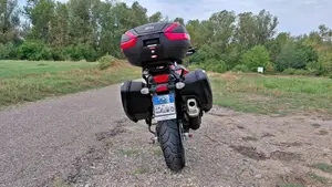 Suzuki V-Strom 650 (2021 - 25)  (4)