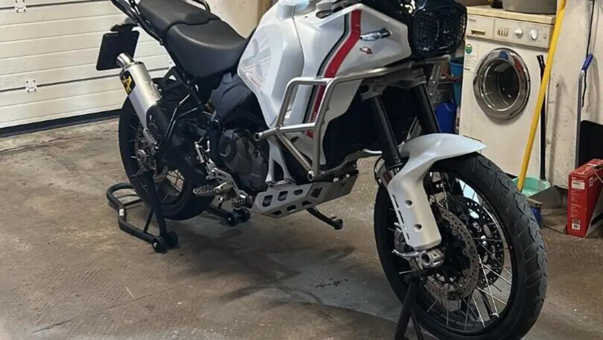 Ducati DesertX (2022 - 25)  (2)