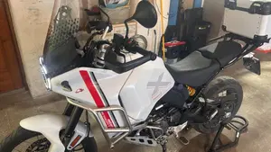 Ducati DesertX (2022 - 25)  (6)