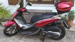 Piaggio Beverly 350 SportTouring ie (2011 - 15) 