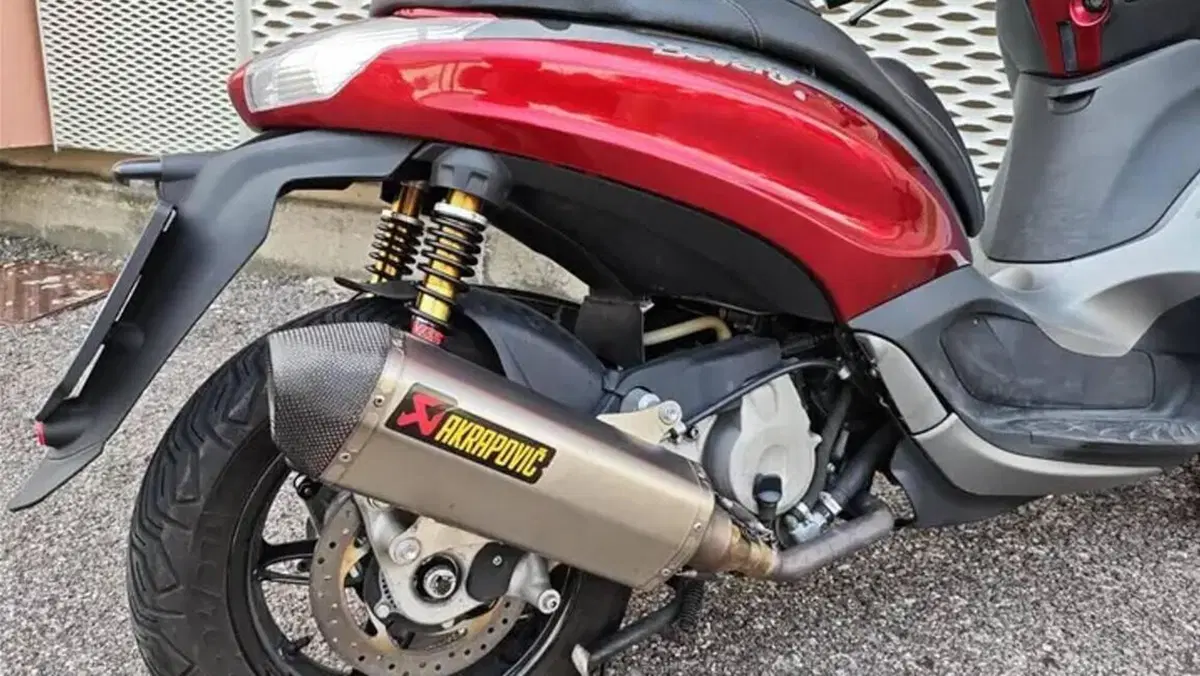 Piaggio Beverly 350 SportTouring ie (2011 - 15)  (3)