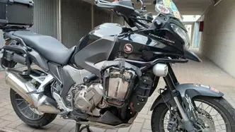 Honda VFR 1200 F DCT ABS (2010 - 16) usata